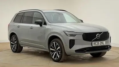 Used Volvo XC90 Plus 250 HP (183 kW) 2025 Vapour grey SUV