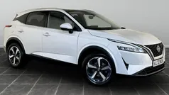 White Used 2022 Nissan Qashqai N-Connecta SUV | £13,395 (Fair price)