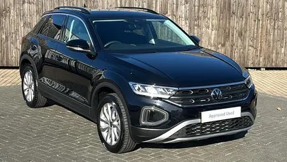 Black Used 2025 VW T-Roc Match SUV | £24,799 (Fair price)