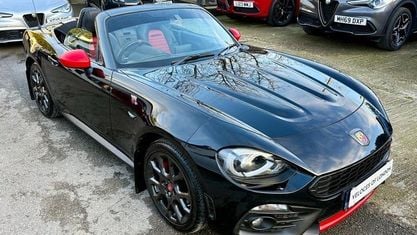 Używany Abarth 124 Spider 170 KM (125 kW) 2018 Czarny Kabriolet