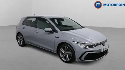 Second-hand VW Golf VIII R-line 150 CP (110 kW) 2024 Hatchback