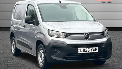 Used 2025 Citroën Berlingo MPV | £20,394