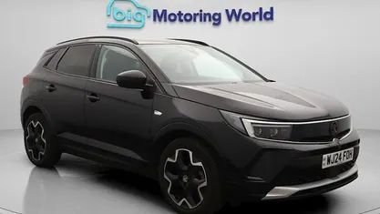 Black Used 2024 Vauxhall Grandland X Ultimate SUV | £16,900 (Good price)