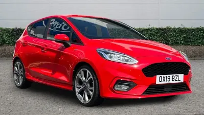 Used Ford Fiesta ST-Line 125 HP (91 kW) 2019 Race red Hatchback