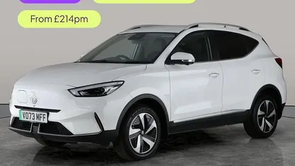 White Used 2022 MG ZS Trophy Connect Hatchback | £15,779 (Fair price)
