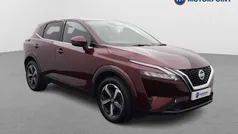 Red Used 2022 Nissan Qashqai N-Connecta SUV | £16,799 (Fair price)