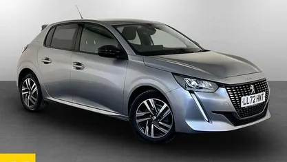 Used Peugeot 208 Allure+ 131 HP (96 kW) 2022 Hatchback