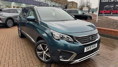 Used 2020 Peugeot 5008 Allure SUV | £13,299 (Fair price)