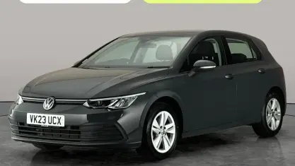 Used VW Golf VIII Life 150 HP (110 kW) 2023 Hatchback