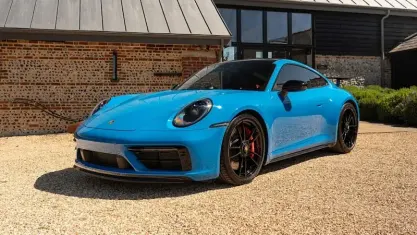 Begagnad Porsche 911 480 HK (353 kW) 2023 Sportkupé