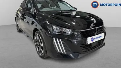 Used Peugeot 208 Allure 101 HP (74 kW) 2025 Hatchback