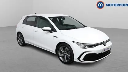 Używany VW Golf VIII R-line 150 KM (110 kW) 2023 Biały Hatchback