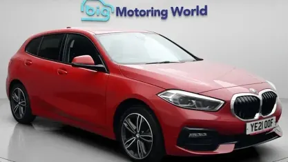 Used BMW 120 Sport Line 190 HP (139 kW) 2021 Red Hatchback