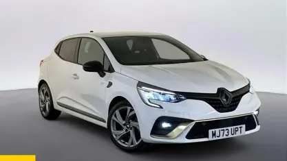 Używany Renault Clio V Engineered 145 KM (106 kW) 2023 Biały Hatchback