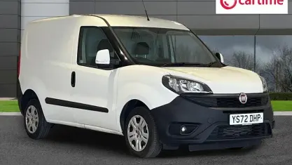 Used Fiat Doblò S 90 HP (66 kW) 2022 White MPV