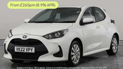Used 2025 Toyota Yaris Hybrid Hatchback | £16,182 (Super price)