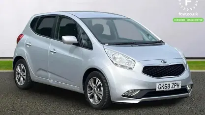 Używany Kia Venga 128 KM (94 kW) 2018 Srebrny Hatchback