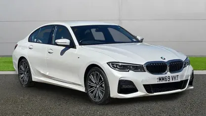 Usado BMW 330e M Sport 292 HP (214 kW) 2020 Branco Sedan