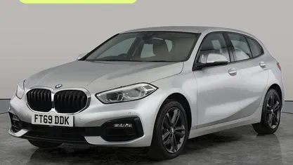 Used BMW 118 Sport Line 140 HP (102 kW) 2020 Hatchback
