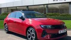 Red Used 2024 Vauxhall Astra Ultimate Hatchback | £19,995 (Fair price)