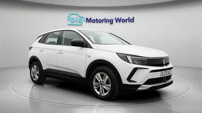 White Used 2021 Vauxhall Grandland X S SUV | £13,900 (Fair price)