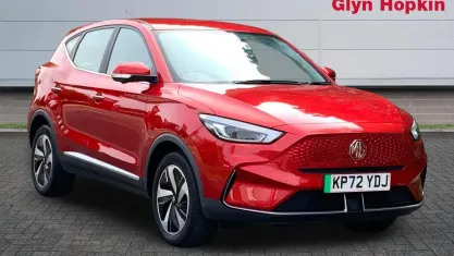 Used MG ZS SE 130 kW (177 HP) 2022 Red SUV