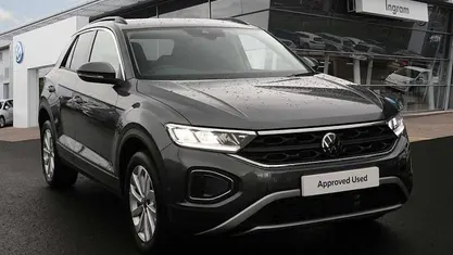 Used 2025 VW T-Roc Match SUV | £22,950 (Fair price)