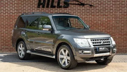 Used Mitsubishi Shogun 200 HP (147 kW) 2014 Grey SUV