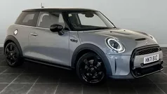 Used 2021 Mini Cooper S Classic Hatchback | £13,995 (Good price)