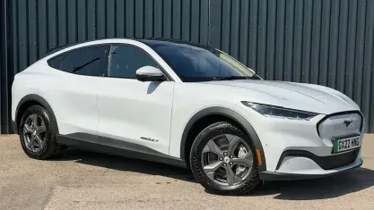 Used Ford Mustang Mach-E Extended Range 216 kW (294 HP) 2022 White SUV