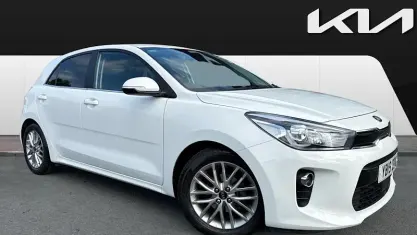 Usado Kia Rio 100 HP (73 kW) 2019 Branco Citadino