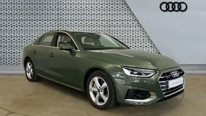 Gebraucht Audi A4 Sport 204 PS (150 kW) 2024 Grün Limousine