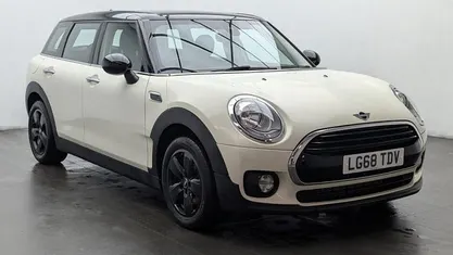 White Used 2018 Mini Cooper Clubman Estate | £11,550 (Super price)
