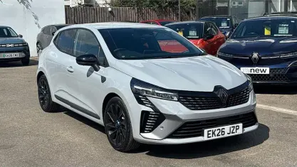 New Renault Clio Techno Esprit Alpine 143 HP (105 kW) 2026 Ceramic grey Hatchback