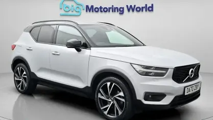 Gebraucht Volvo XC40 R-Design Pro 197 PS (144 kW) 2021 Silber SUV