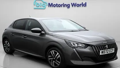 Used Peugeot 208 Allure+ 102 HP (75 kW) 2023 Grey Hatchback