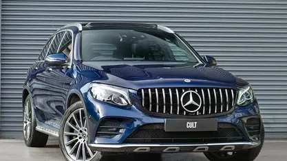Used Mercedes GLC250 AMG line 204 HP (150 kW) 2018 Blue Estate