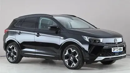 Używany Vauxhall Grandland X Ultimate 131 KM (96 kW) 2023 Czarny SUV