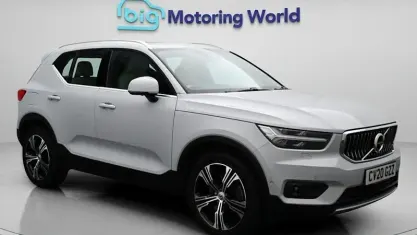 Usado Volvo XC40 Inscription 262 CV (192 kW) 2020 Plateado SUV