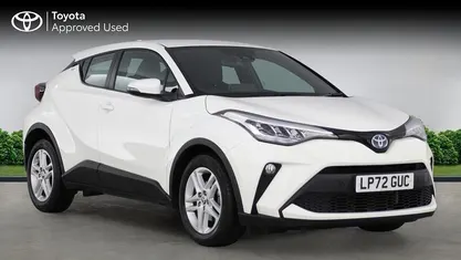 Used Toyota C-HR 122 HP (89 kW) 2023 Pure white SUV