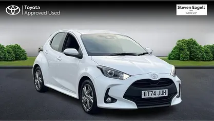 Used 2025 Toyota Yaris Hybrid Hatchback | £18,252 (Good price)