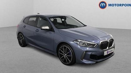 Usado BMW M135 306 HP (225 kW) 2023 Cinzento Citadino