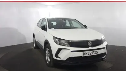 Used Vauxhall Grandland X Design Edition 131 HP (96 kW) 2024 SUV