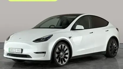 Used Tesla Model Y Performance 392 kW (534 HP) 2023 White SUV