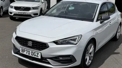 Used Seat Leon FR 110 HP (80 kW) 2021 White Hatchback