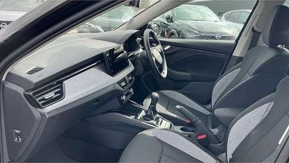 Usado Skoda Kamiq SE 116 HP (85 kW) 2025 Preto SUV