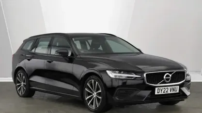 Used Volvo V60 Momentum 163 HP (119 kW) 2021 Black Estate