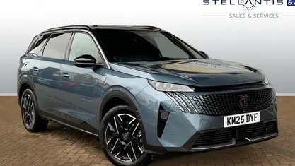 Used 2025 Peugeot 5008 GTi Estate | £28,101 (Fair price)