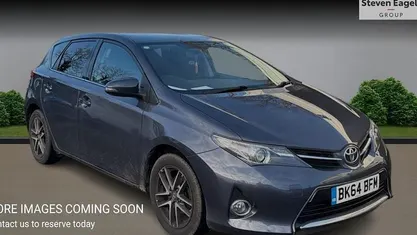 Used 2014 Toyota Auris Hatchback | £7,881 (Fair price)