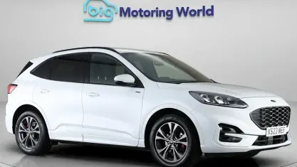 Used Ford Kuga ST-Line 150 HP (110 kW) 2023 White SUV